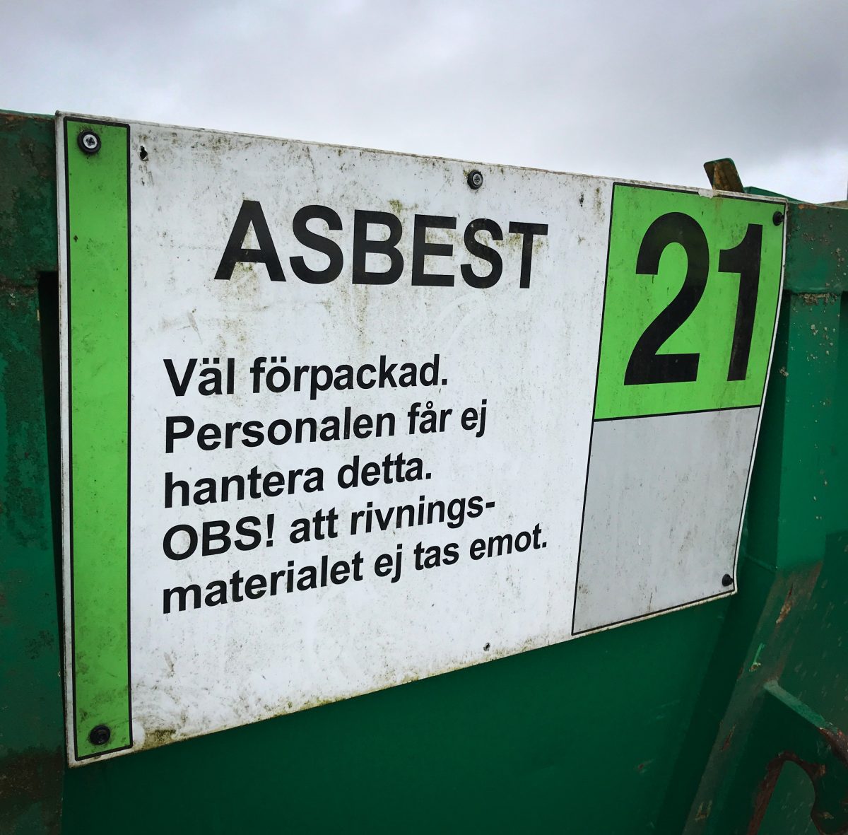 Begränsad mottagning av asbest/eternit