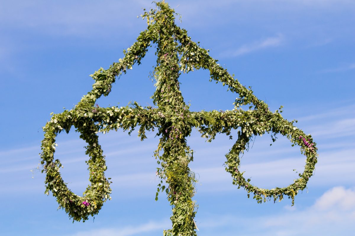 Öppettider under pingst och midsommar